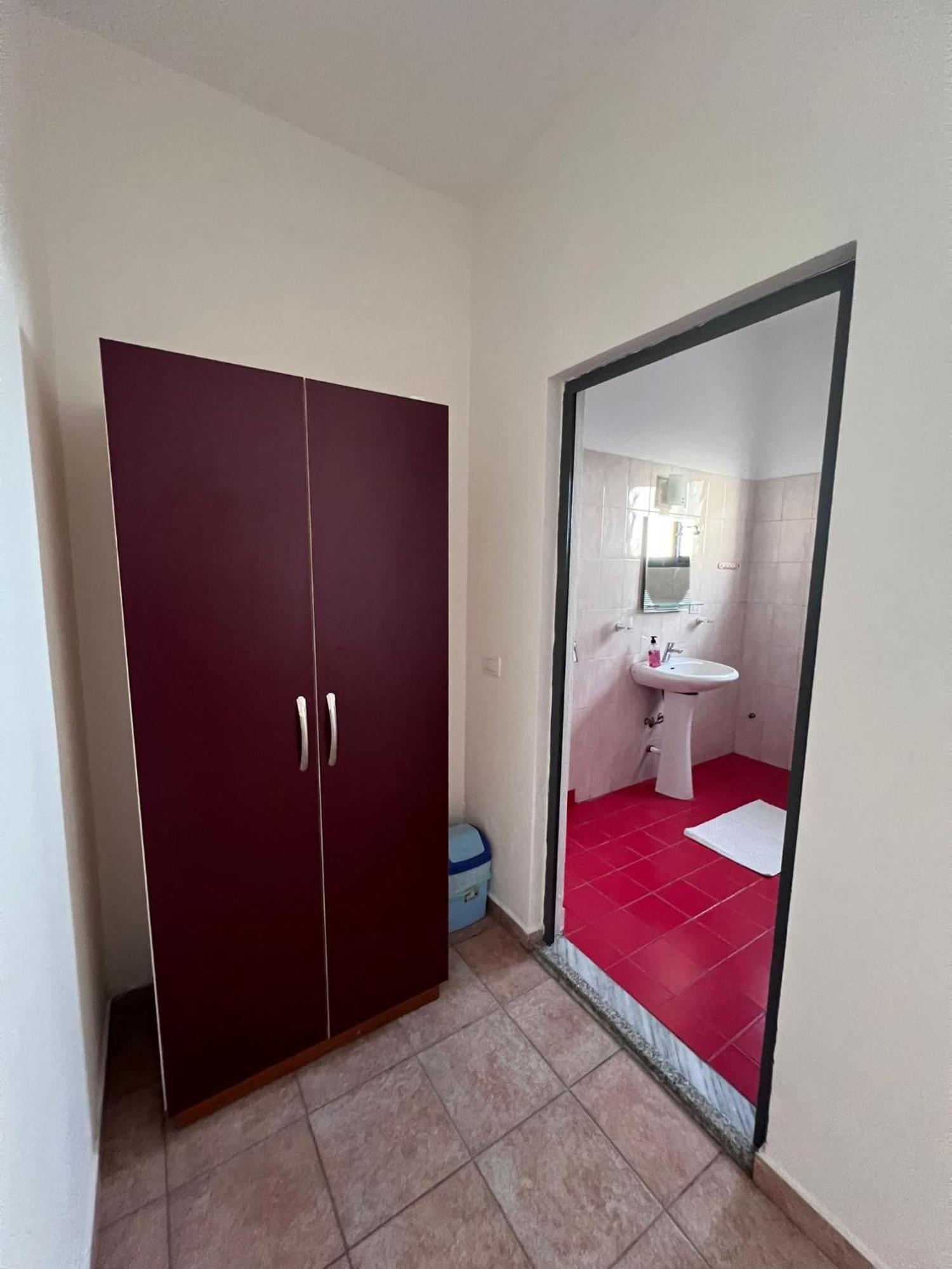 Hostel Internacional Grilë Dış mekan fotoğraf