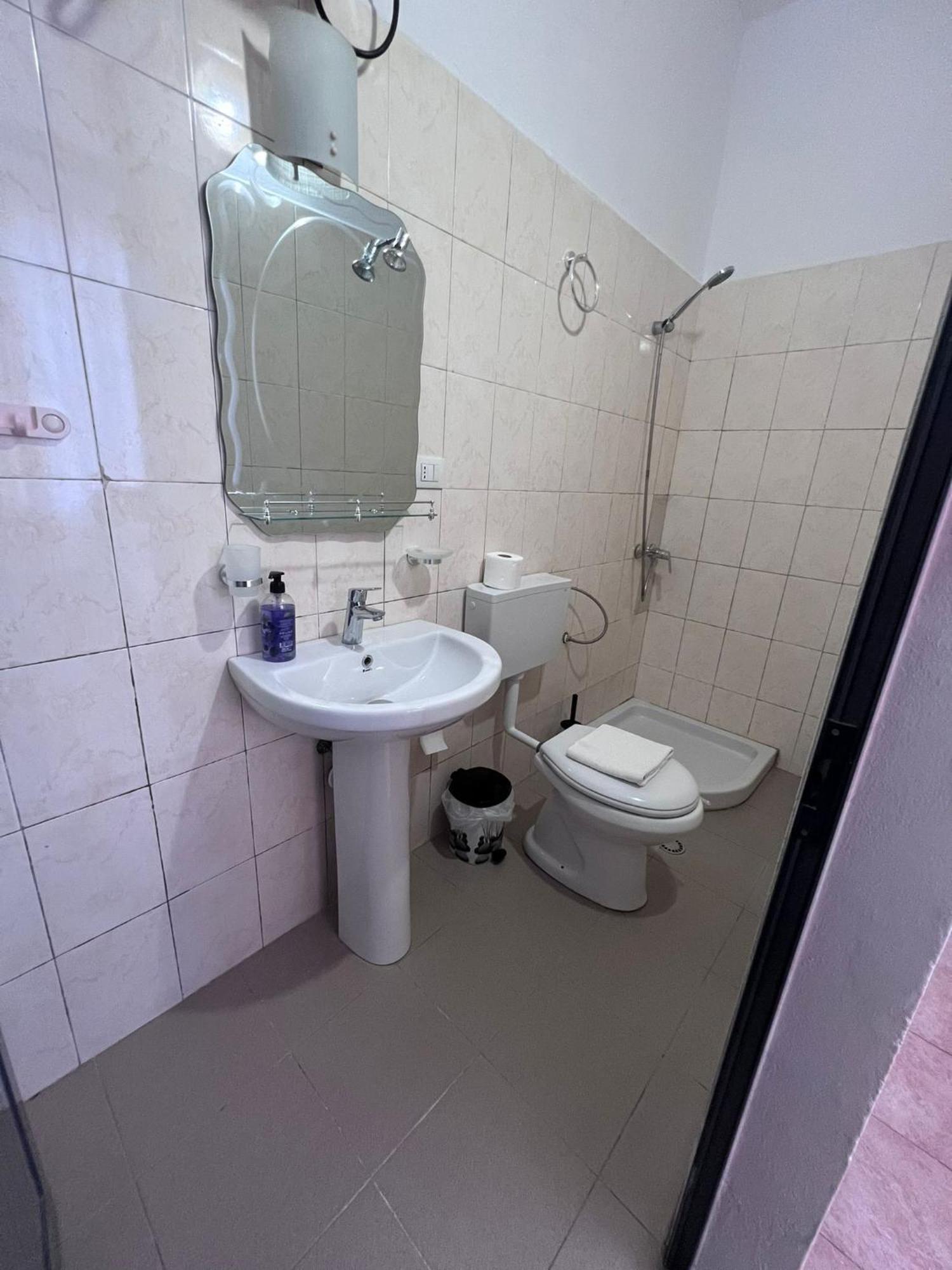 Hostel Internacional Grilë Dış mekan fotoğraf