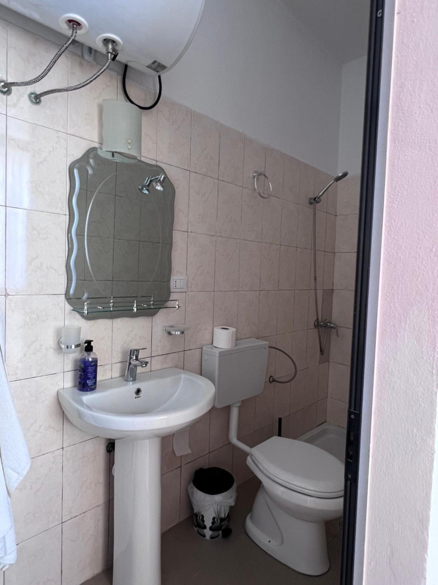 Hostel Internacional Grilë Dış mekan fotoğraf